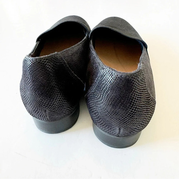 Clarks Unstructured Un Blush Lo Black Loafers Women’s Size 7 Wide Textured Look - Picture 6 of 12